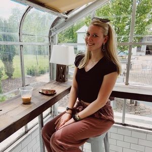 Meet your Posher, May